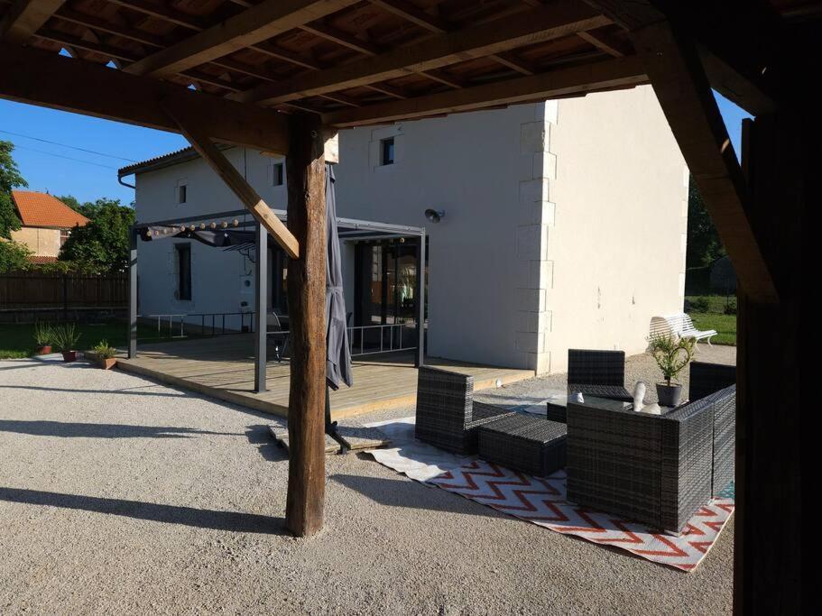 Maison Poitevine 9/10 Personnes Chaunay Bagian luar foto