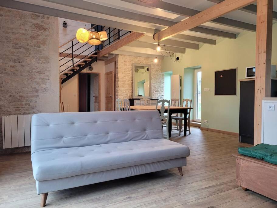Maison Poitevine 9/10 Personnes Chaunay Bagian luar foto